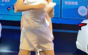 厨师小姐姐变装图片,厨师小姐姐的惊艳变装秀